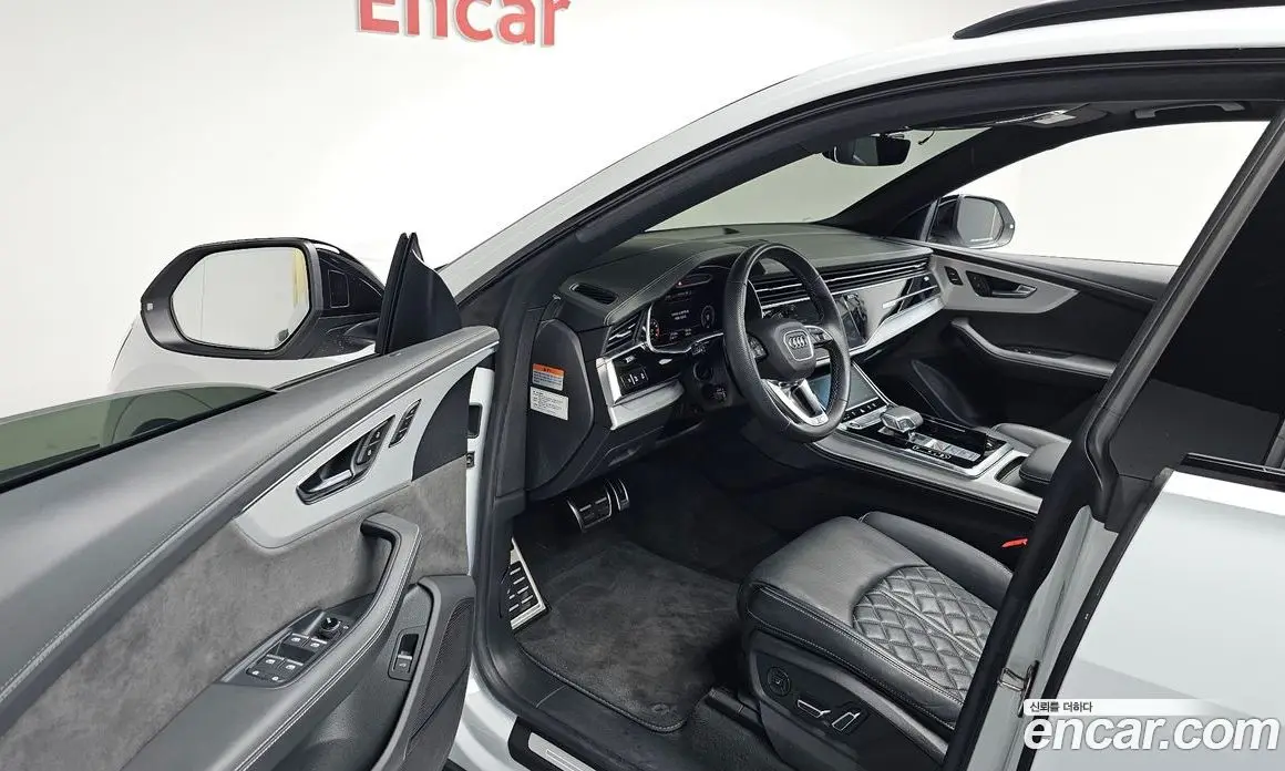 Audi Q8 2021 3.0 автомат (гидро), фото 13