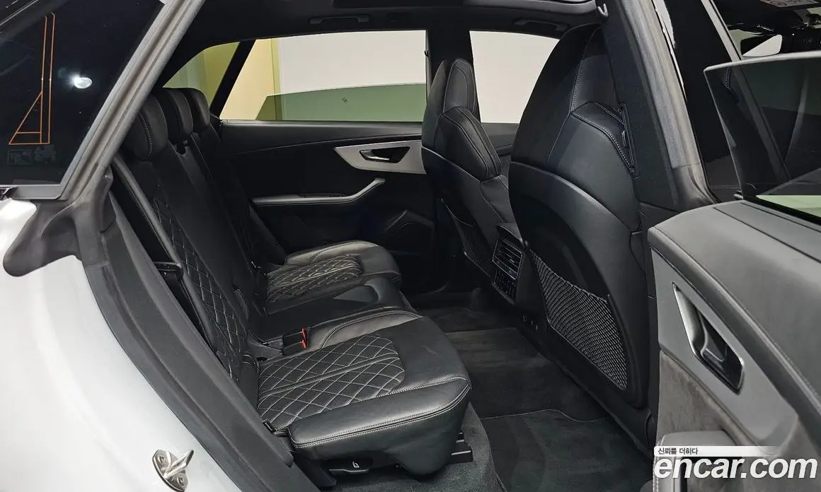 Audi Q8 2021 3.0 автомат (гидро), фото 18