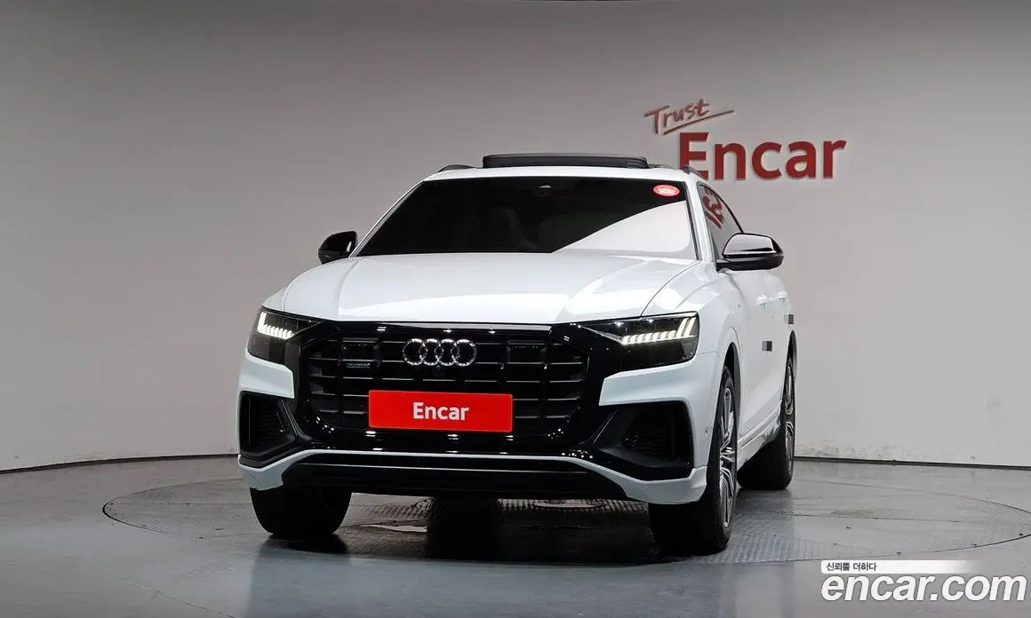 Audi Q8 2021 3.0 автомат (гидро), фото 3