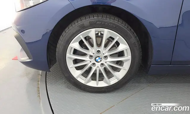 BMW 1 серия 2020 2.0 автомат (гидро), миниатюра 5