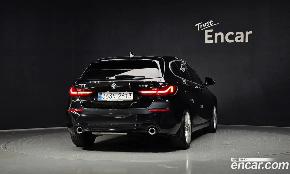 BMW 1 серия 2021 2.0 автомат (гидро), фото 4