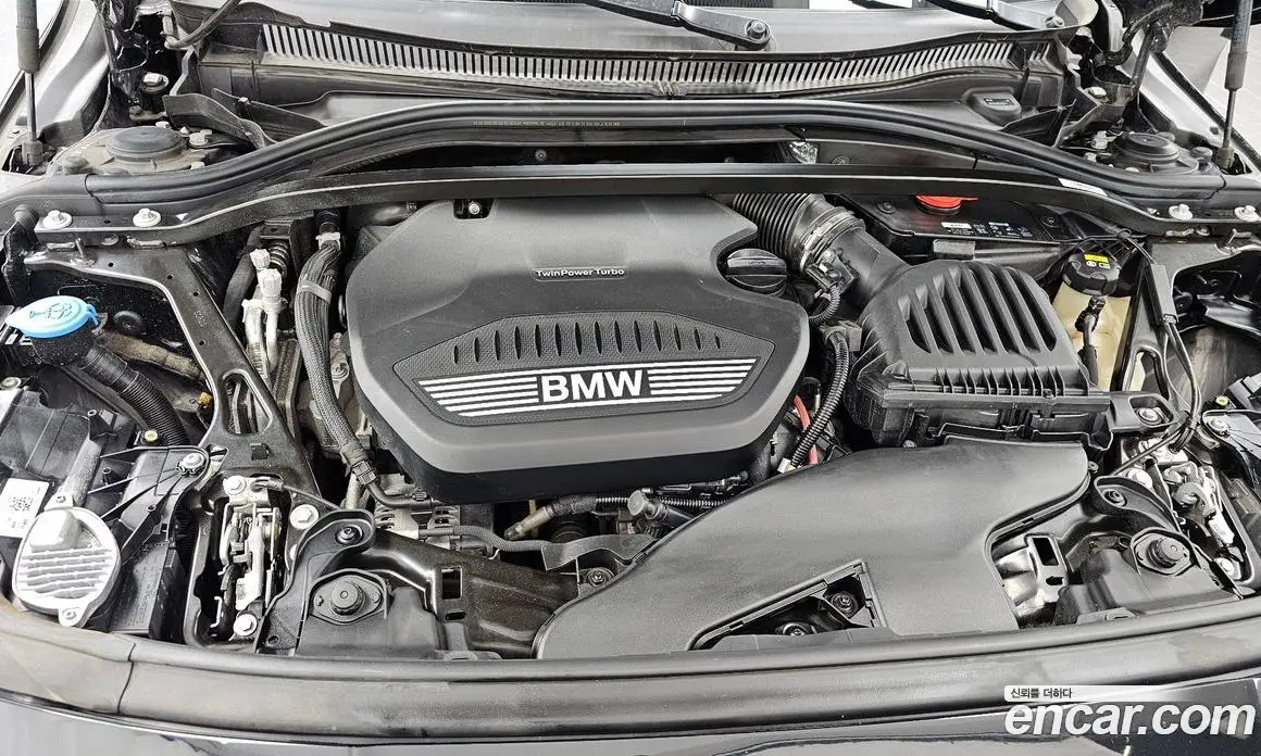 BMW 1 серия 2021 2.0 автомат (гидро), фото 6