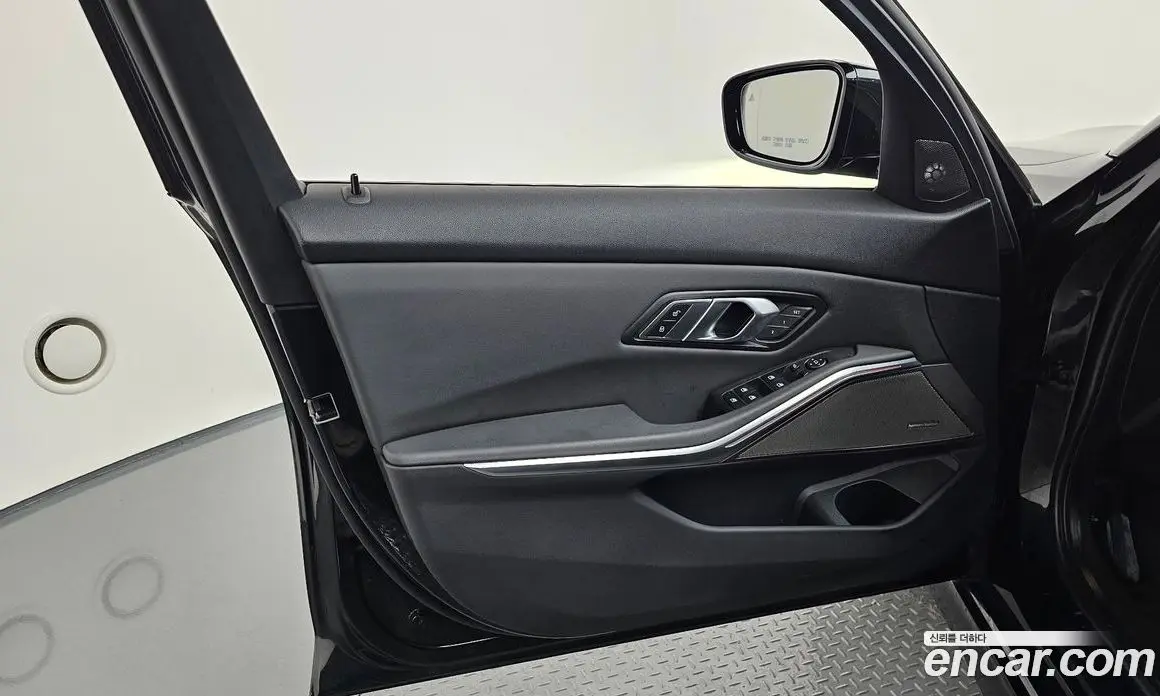 BMW 3 серия 2019 2.0 автомат (гидро), фото 14 BMW 3 серия 2019 2.0 автомат (гидро), фото 14
