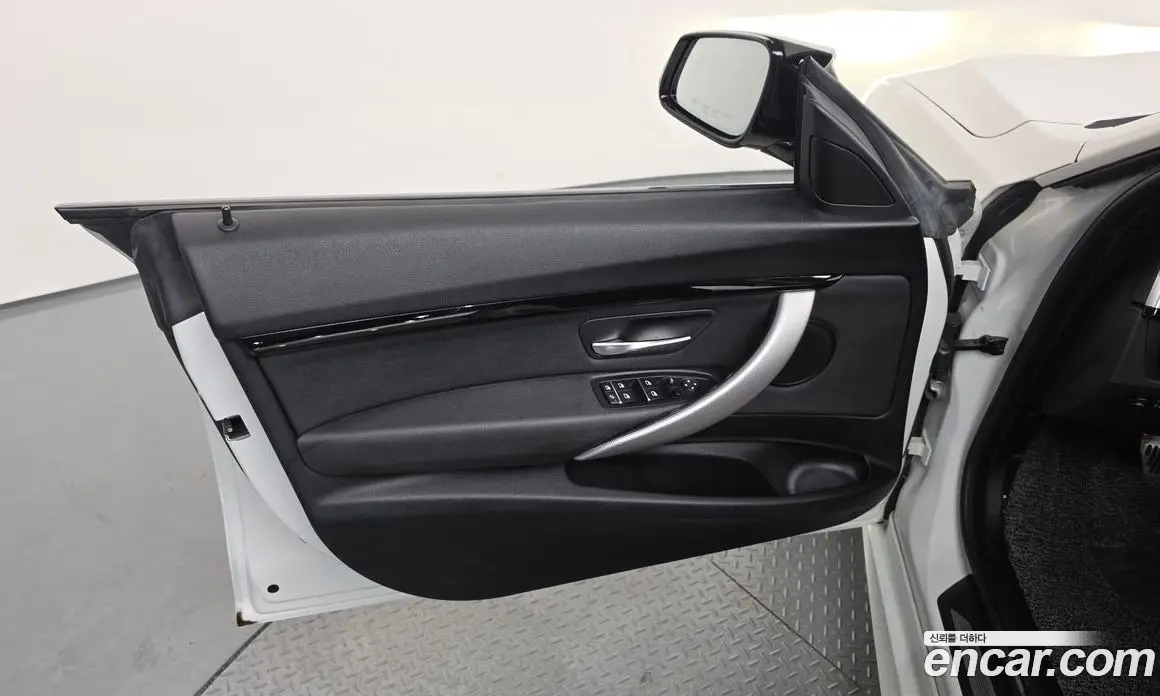 BMW 3 серия 2020 2.0 автомат (гидро), фото 14 BMW 3 серия 2020 2.0 автомат (гидро), фото 14