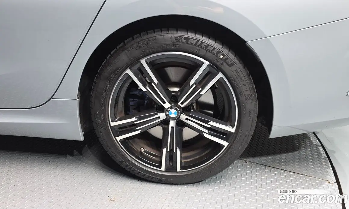 BMW 3 серия 2025 2.0 автомат (гидро), фото 7 BMW 3 серия 2025 2.0 автомат (гидро), фото 7