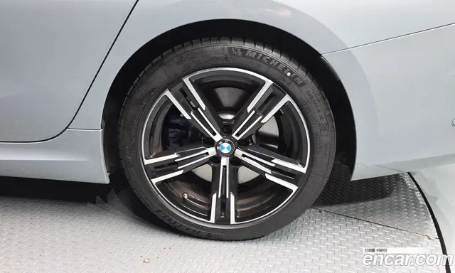 BMW 3 серия 2025 2.0 автомат (гидро), миниатюра 7 BMW 3 серия 2025 2.0 автомат (гидро), миниатюра 7