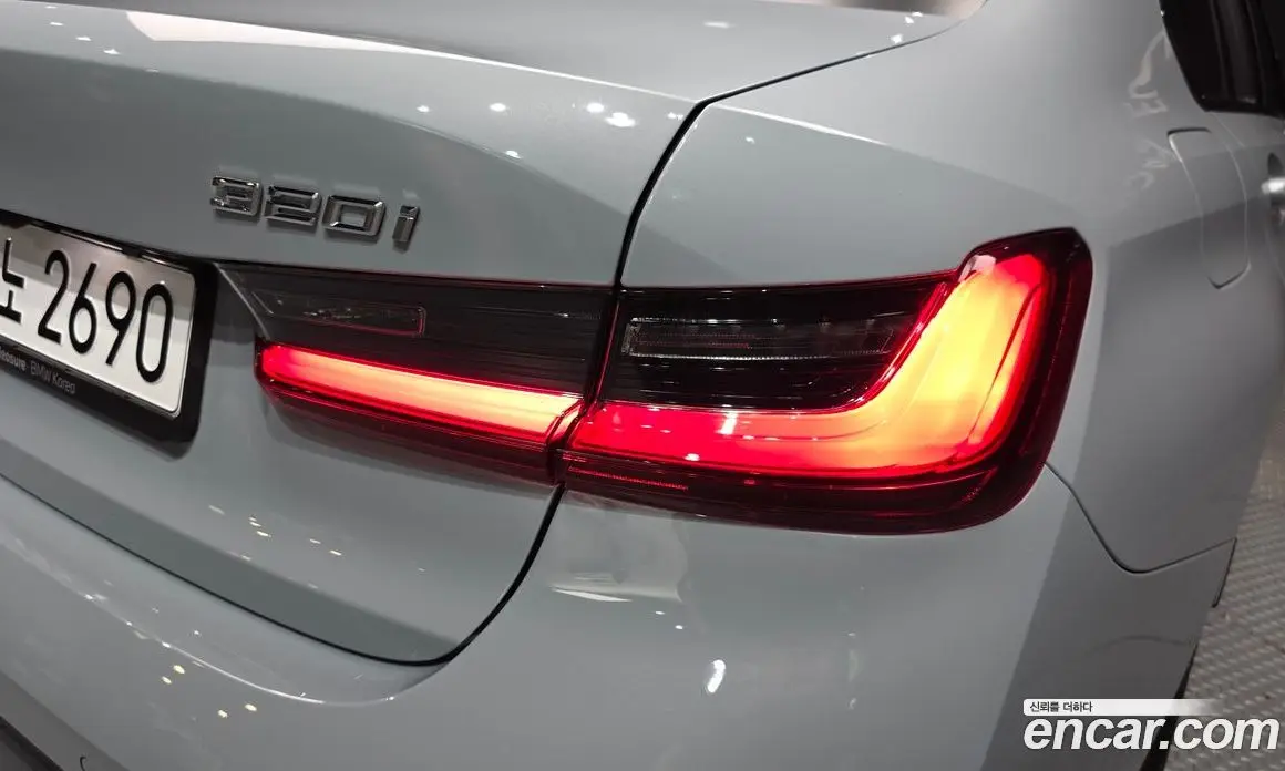 BMW 3 серия 2025 2.0 автомат (гидро), фото 9 BMW 3 серия 2025 2.0 автомат (гидро), фото 9