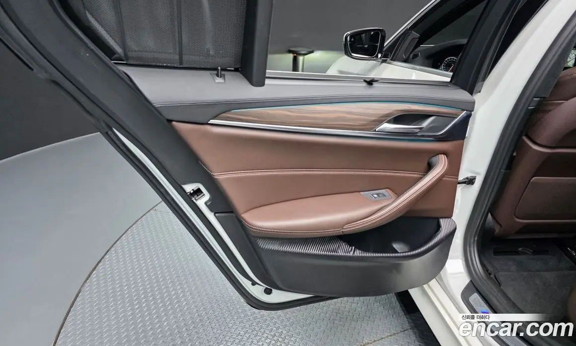 BMW 5 серия 2017 2.0 автомат (гидро), фото 15 BMW 5 серия 2017 2.0 автомат (гидро), фото 15