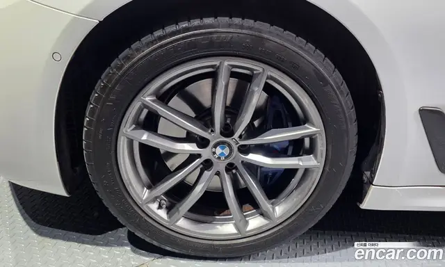 BMW 5 серия 2017 2.0 автомат (гидро), миниатюра 5 BMW 5 серия 2017 2.0 автомат (гидро), миниатюра 5