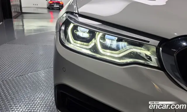 BMW 5 серия 2017 2.0 автомат (гидро), миниатюра 8 BMW 5 серия 2017 2.0 автомат (гидро), миниатюра 8