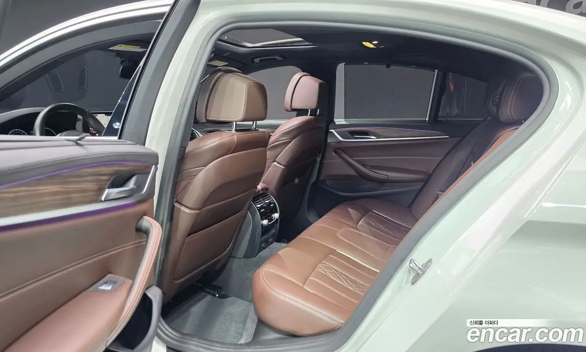 BMW 5 серия 2019 2.0 автомат (гидро), фото 17