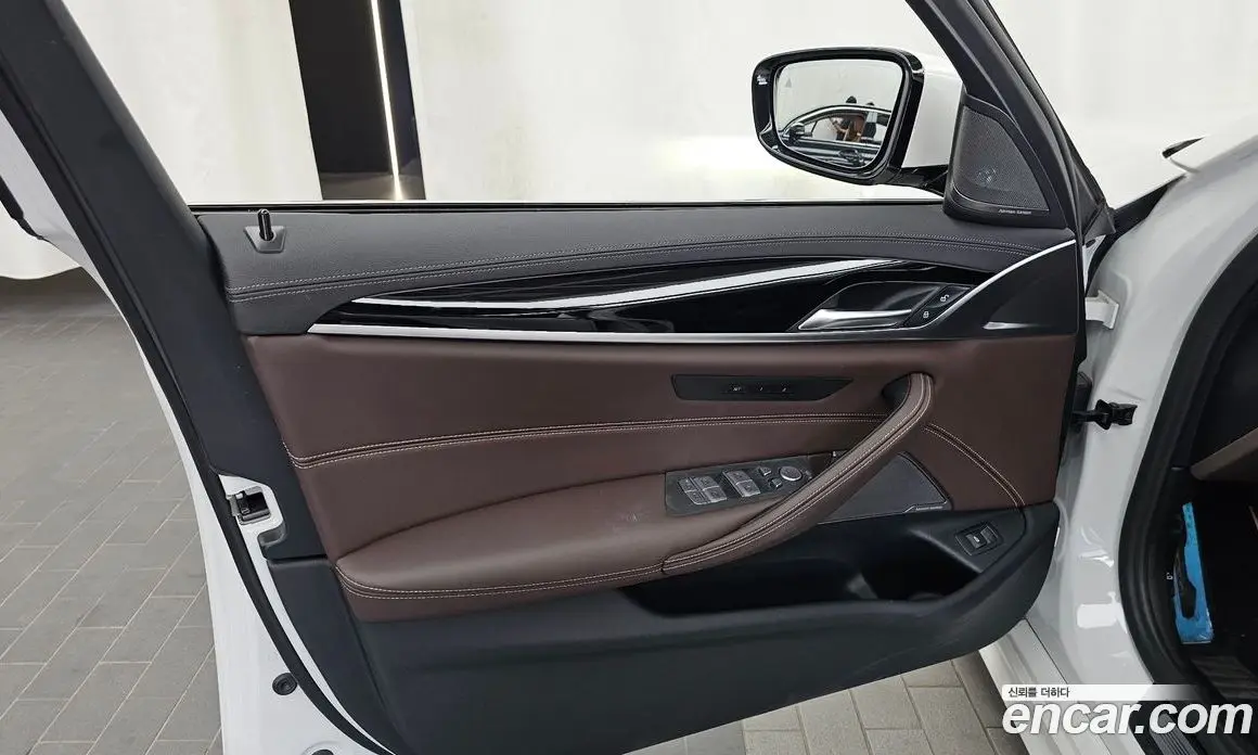 BMW 5 серия 2022 2.0 автомат (гидро), фото 14