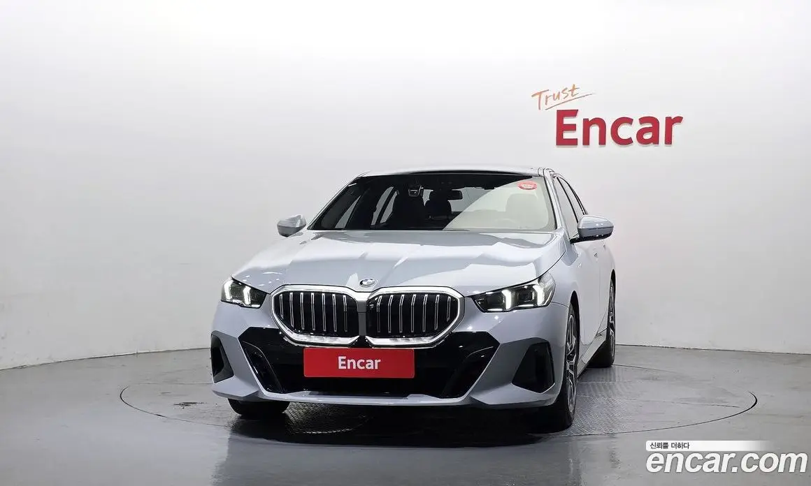 BMW 5 серия 2024 2.0 автомат (гидро), фото 3