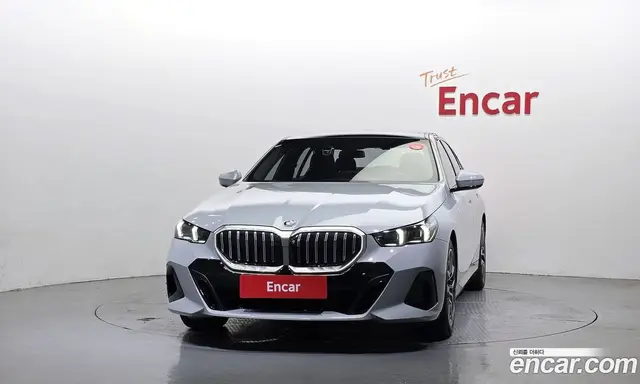 BMW 5 серия 2024 2.0 автомат (гидро), миниатюра 3