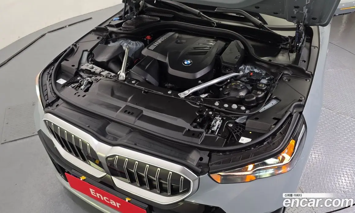 BMW 5 серия 2024 2.0 автомат (гидро), фото 6