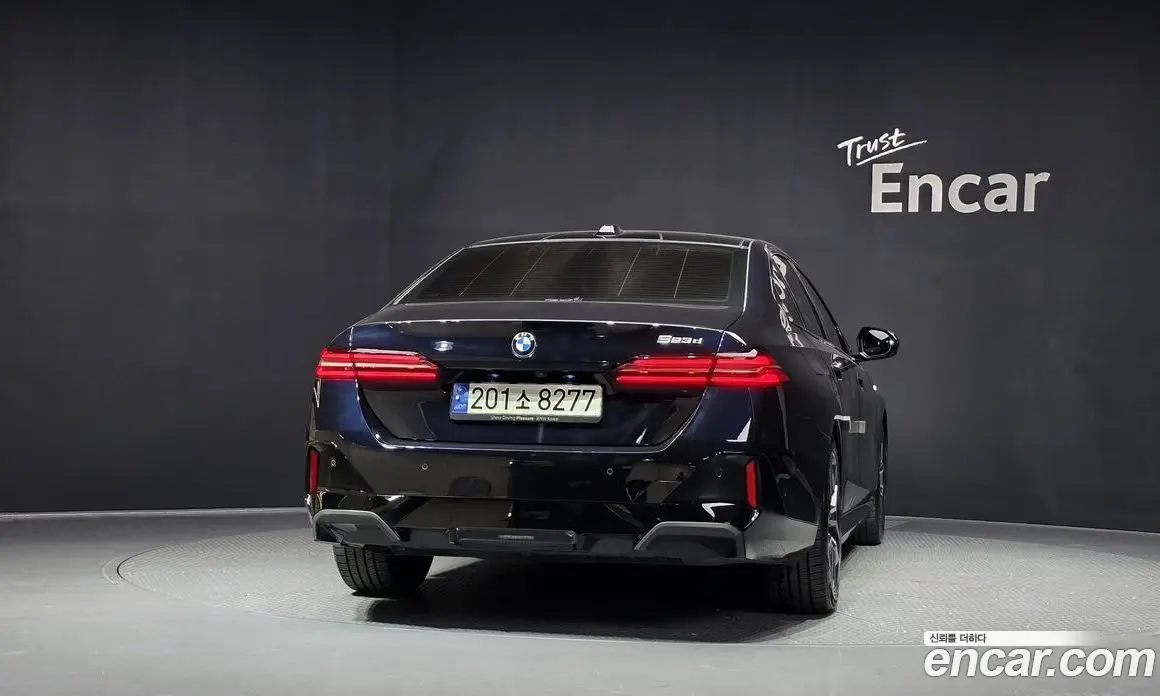 BMW 5 серия 2024 2.0 автомат (гидро), фото 4
