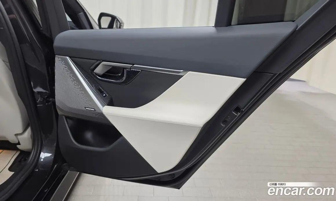 BMW 5 серия 2024 2.0 автомат (гидро), фото 14