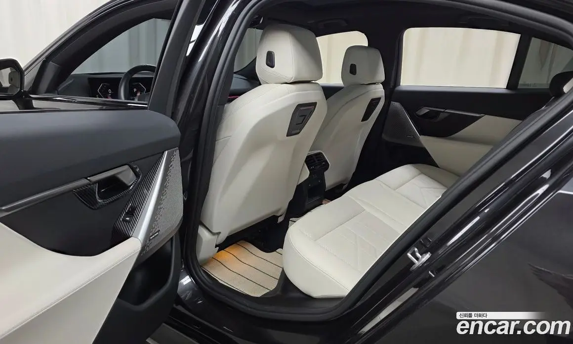 BMW 5 серия 2024 2.0 автомат (гидро), фото 17