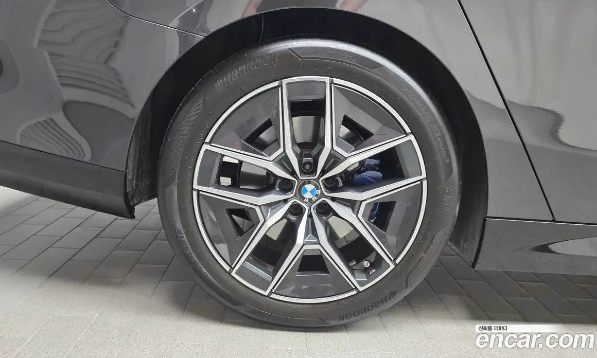 BMW 5 серия 2024 2.0 автомат (гидро), фото 4
