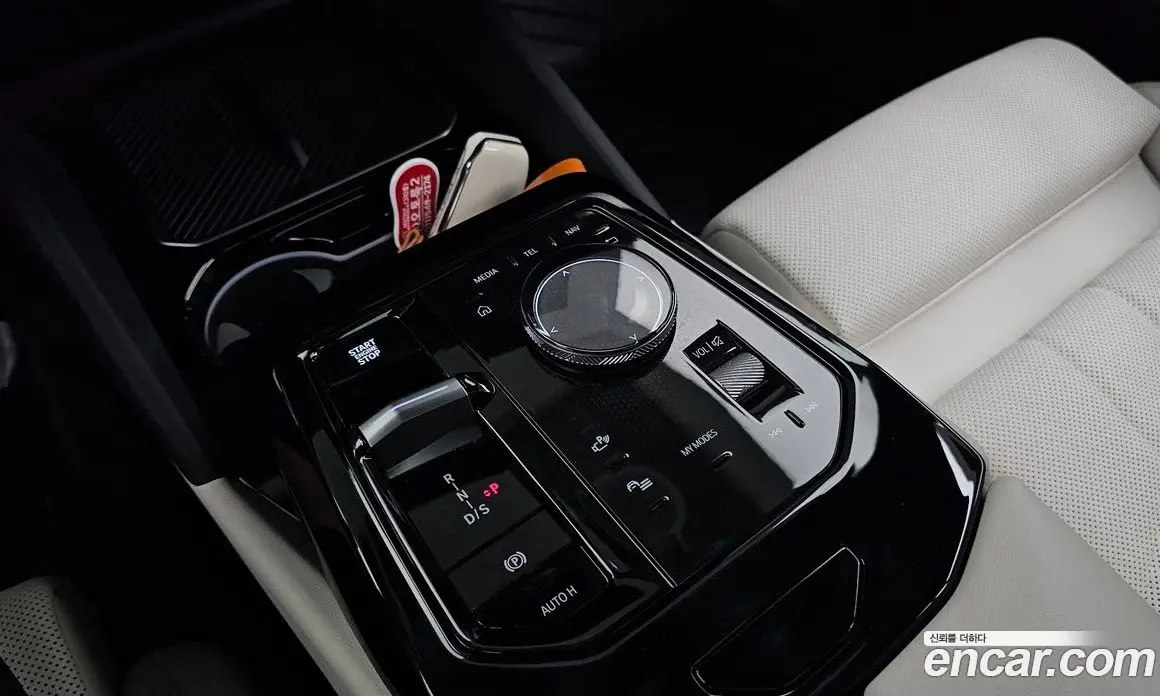 BMW 5 серия 2025 2.0 автомат (гидро), фото 12