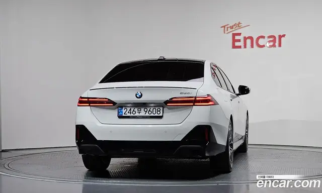 BMW 5 серия 2025 2.0 автомат (гидро), миниатюра 4