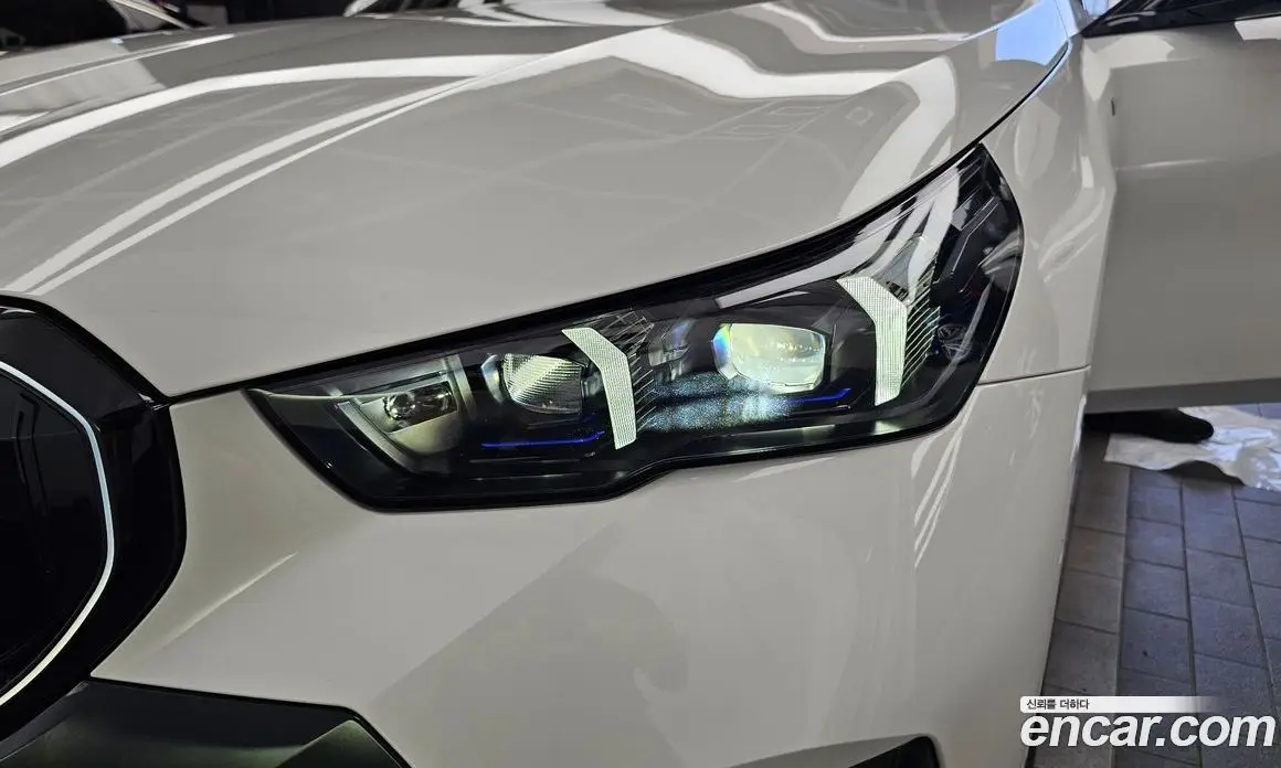BMW 5 серия 2025 2.0 автомат (гидро), фото 8