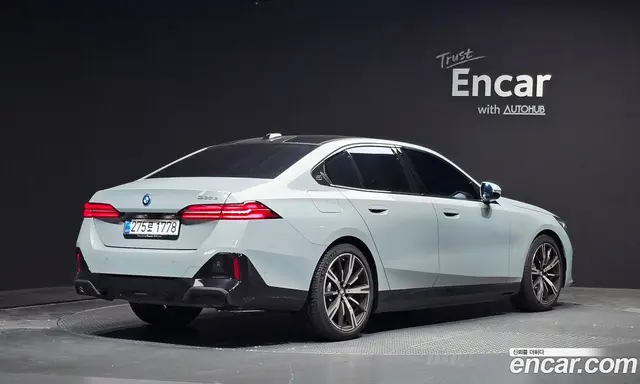 BMW 5 серия, 2025, 5 801 км
