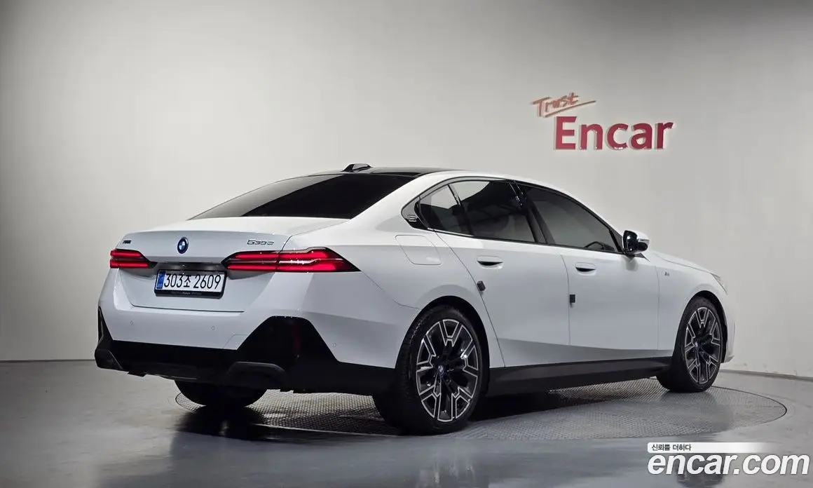 BMW 5 серия 2025 2.0 автомат (гидро), фото 2 BMW 5 серия 2025 2.0 автомат (гидро), фото 2