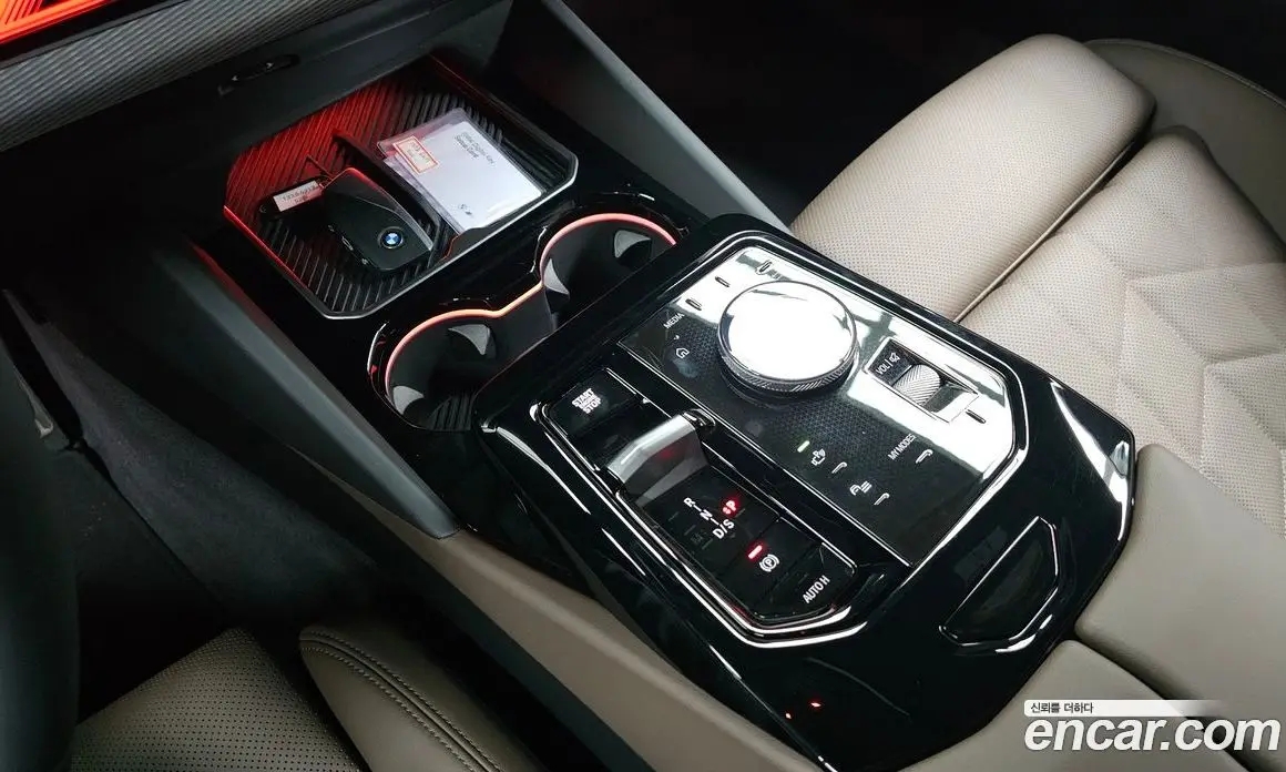 BMW 5 серия 2025 2.0 автомат (гидро), фото 11