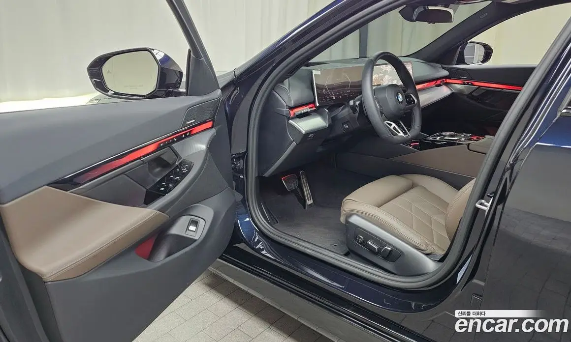 BMW 5 серия 2025 2.0 автомат (гидро), фото 12