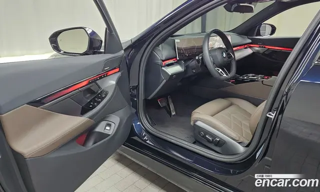 BMW 5 серия 2025 2.0 автомат (гидро), миниатюра 12