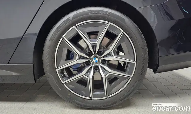 BMW 5 серия 2025 2.0 автомат (гидро), миниатюра 6