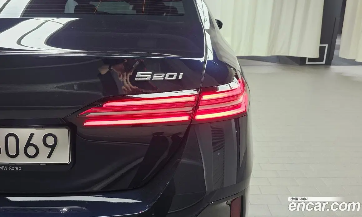 BMW 5 серия 2025 2.0 автомат (гидро), фото 8