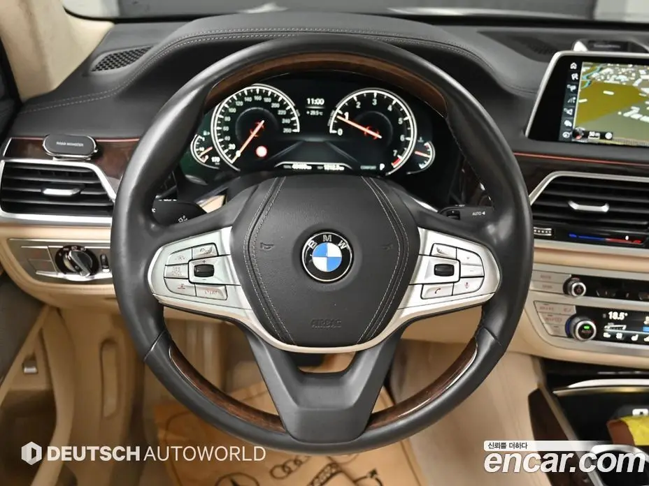 BMW 7 серия 2016 4.4 автомат (гидро), фото 13 BMW 7 серия 2016 4.4 автомат (гидро), фото 13