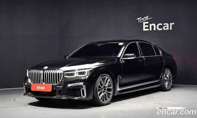 BMW 7 серия, 2020, 75 670 км