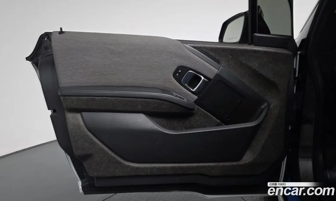 BMW i3 2016 автомат (гидро), фото 14