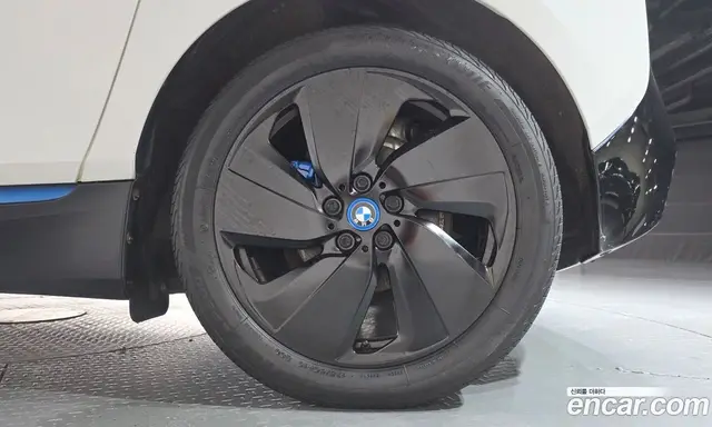 BMW i3 2016 автомат (гидро), миниатюра 7