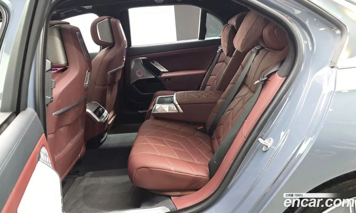 BMW i7 2023 0.3 автомат (гидро), фото 18 BMW i7 2023 0.3 автомат (гидро), фото 18