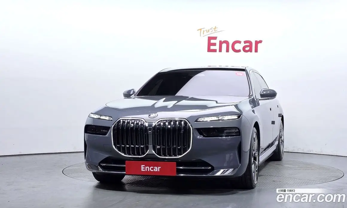 BMW i7 2023 0.3 автомат (гидро), фото 3 BMW i7 2023 0.3 автомат (гидро), фото 3