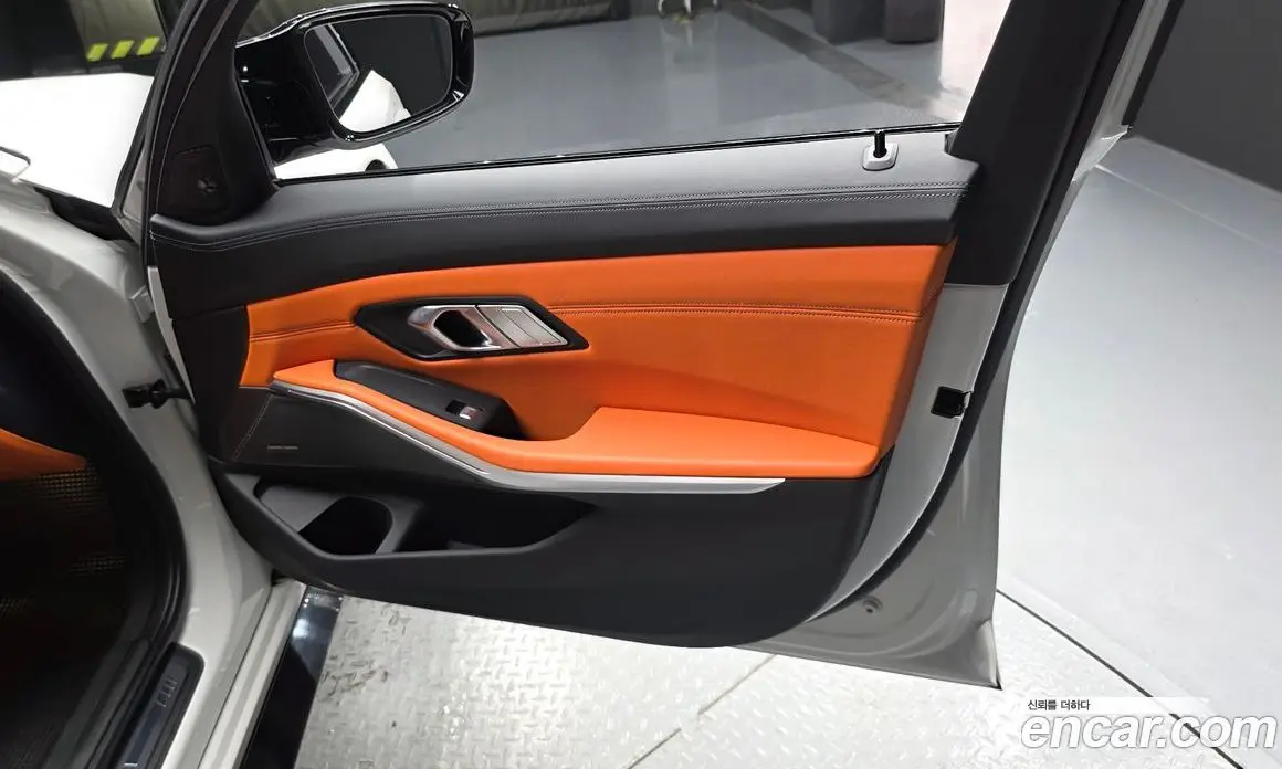 BMW M3 2023 3.0 автомат (гидро), фото 14