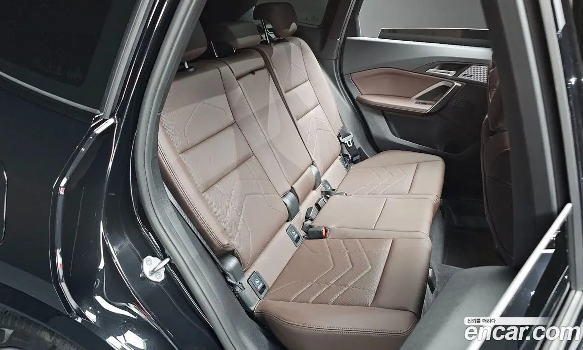 BMW X1 2025 2.0 автомат (гидро), фото 17