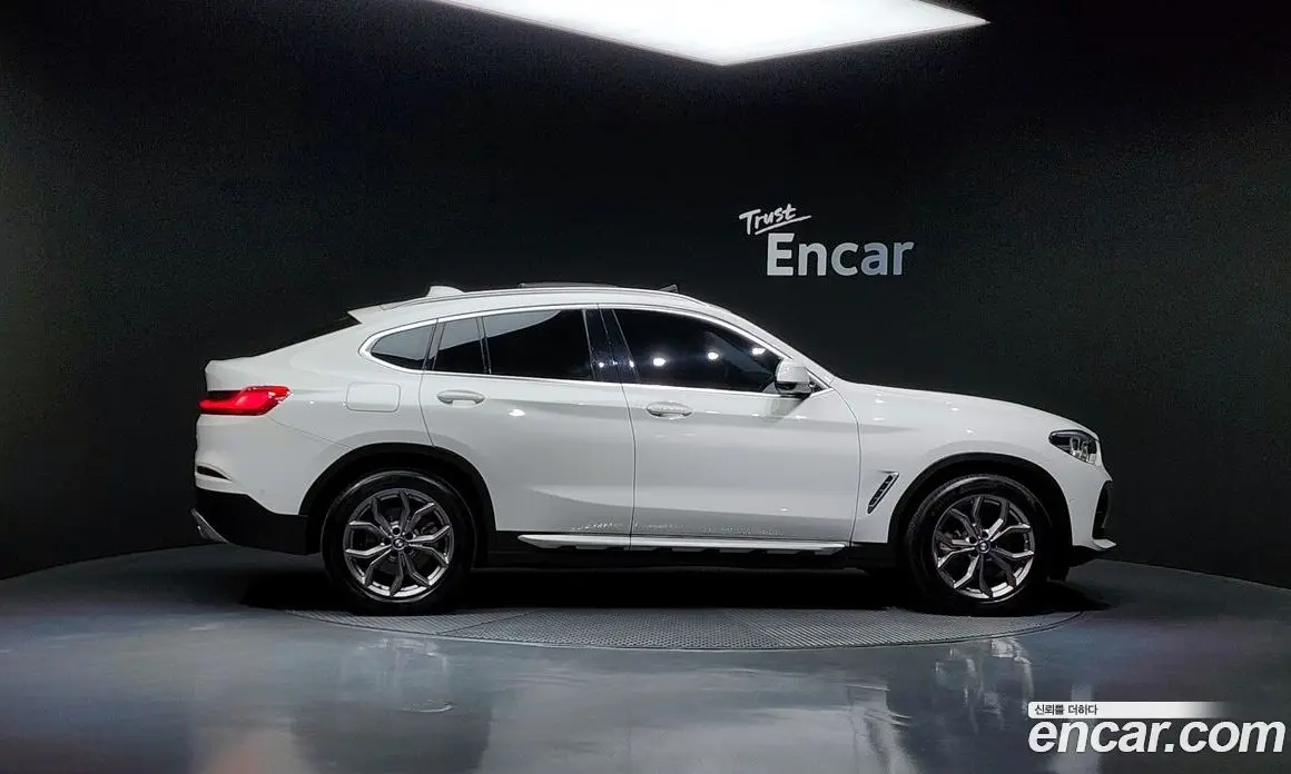 BMW X4 2021 2.0 автомат (гидро), фото 4 BMW X4 2021 2.0 автомат (гидро), фото 4