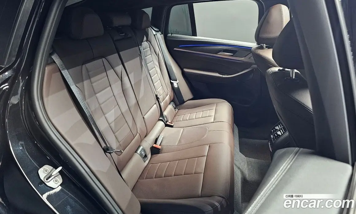BMW X4 2025 2.0 автомат (гидро), фото 17