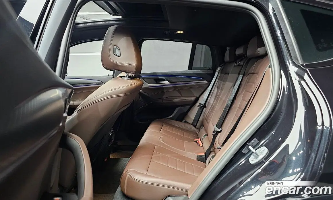 BMW X4 2025 2.0 автомат (гидро), фото 18