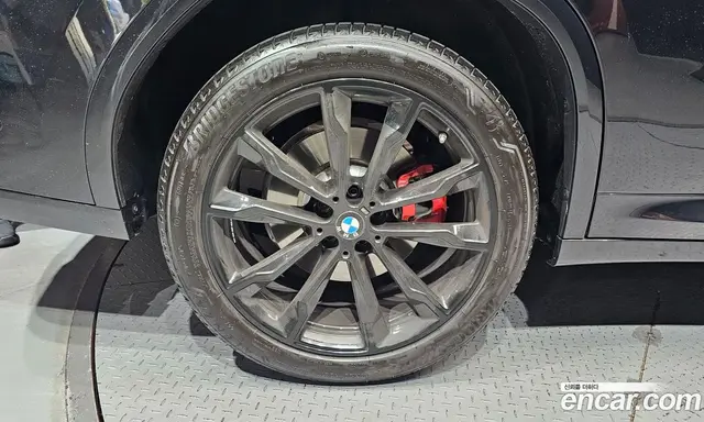 BMW X4 2025 2.0 автомат (гидро), миниатюра 5