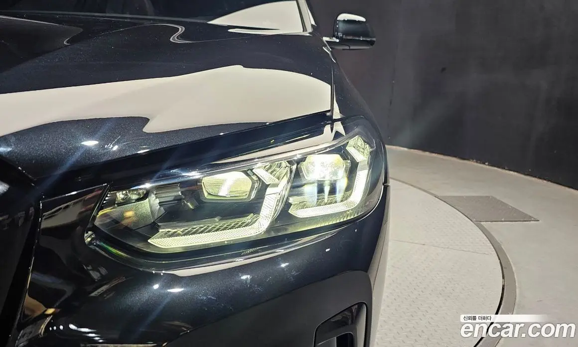 BMW X4 2025 2.0 автомат (гидро), фото 8