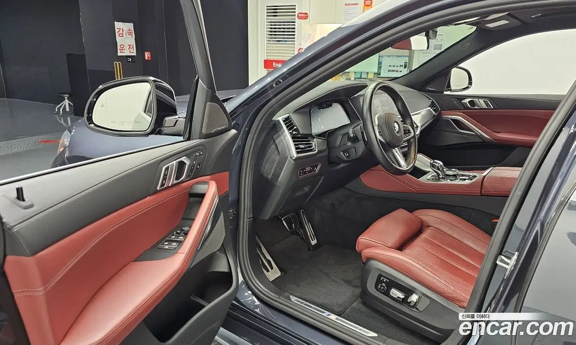 BMW X6 2021 3.0 автомат (гидро), фото 13