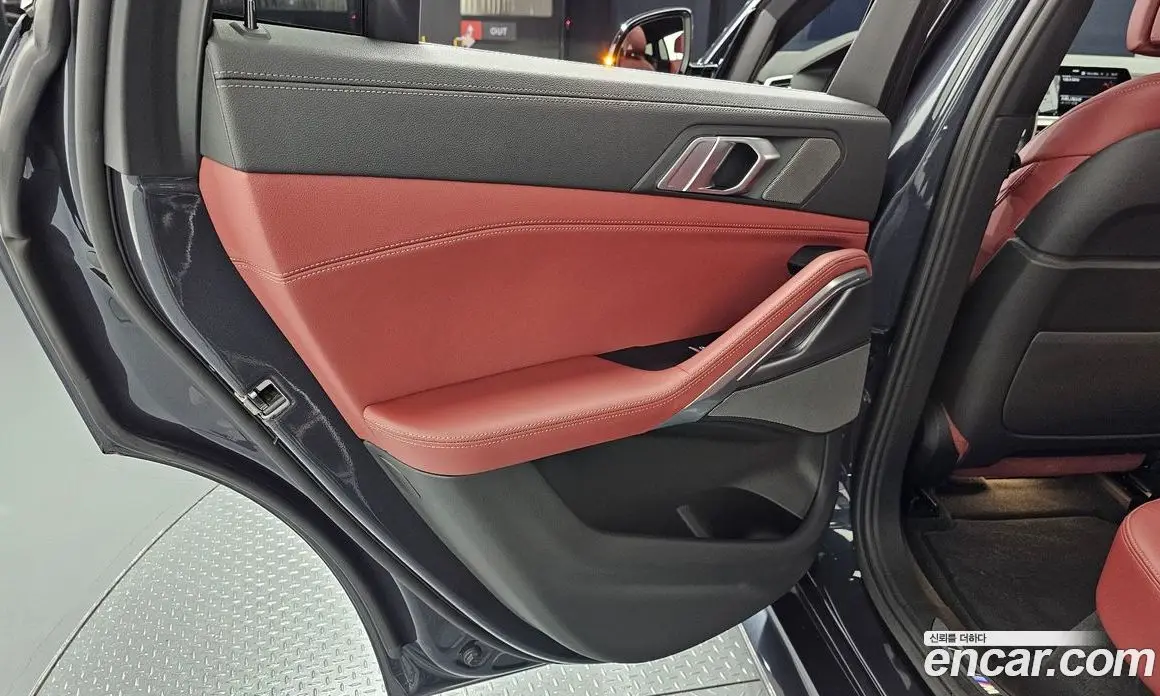 BMW X6 2021 3.0 автомат (гидро), фото 15