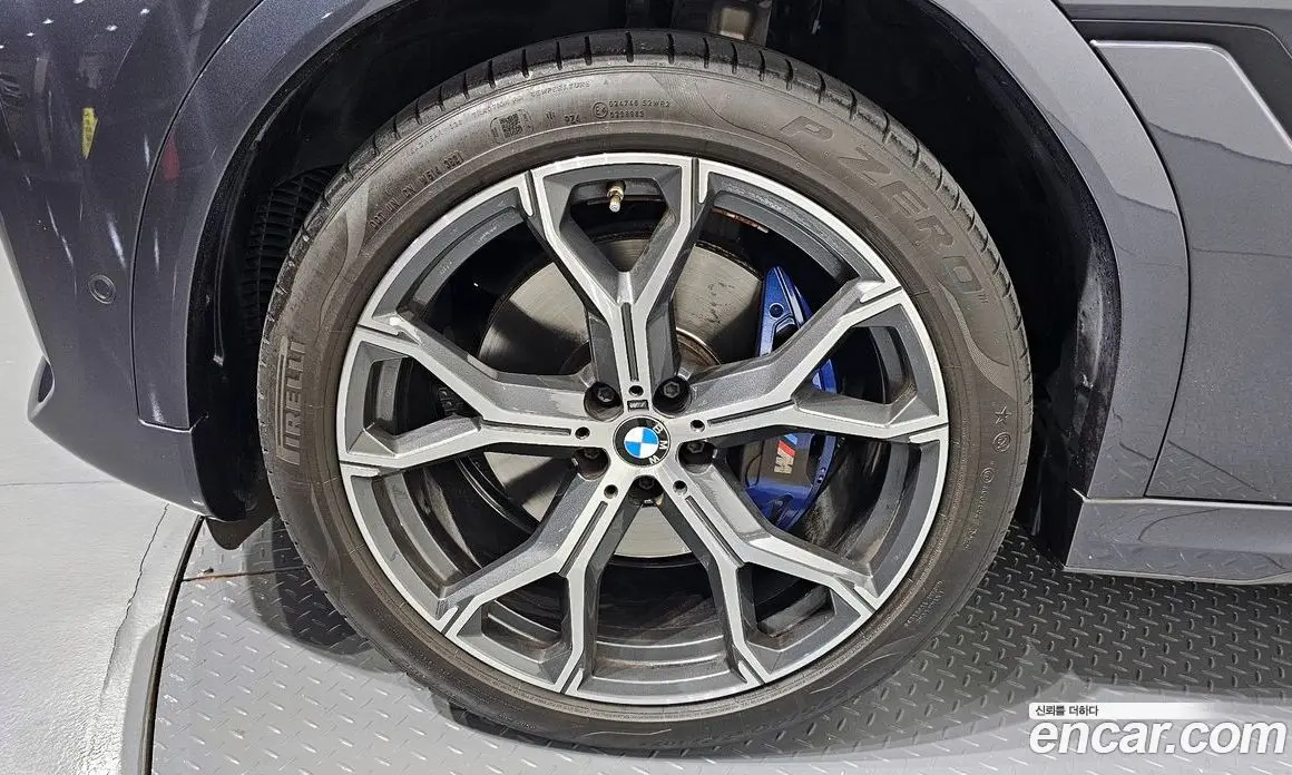 BMW X6 2021 3.0 автомат (гидро), фото 5