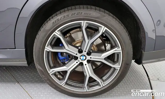 BMW X6 2021 3.0 автомат (гидро), миниатюра 7